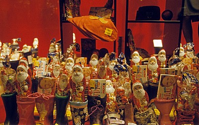 Große Straße: Gefüllte Nikolausstiefel bei L + T - Osnabrück