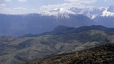 Terrassierte Felder - Albanien