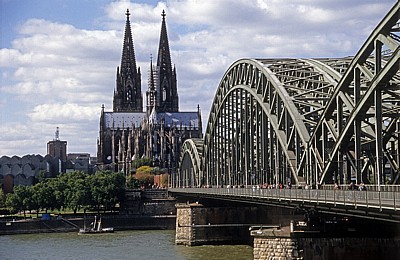 Kölner Dom, Hohenzollernbrücke - Köln