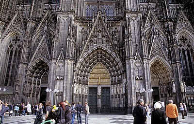 Kölner Dom: Eingangsbereich - Köln