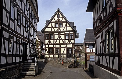 Altstadt: Fachwerkhäuser - Braunfels