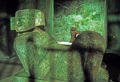 Kukulkán-Pyramide: Chac Mool - Chichén Itzá