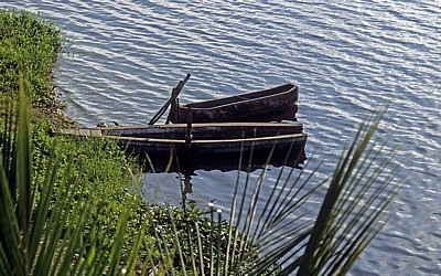 Fischerboote auf dem Lago de Petén Itzá - Flores (GCA)