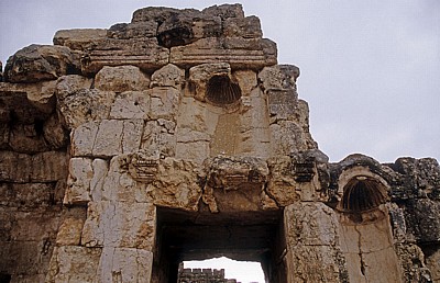 Zeremonial- und Opferhof - Baalbek
