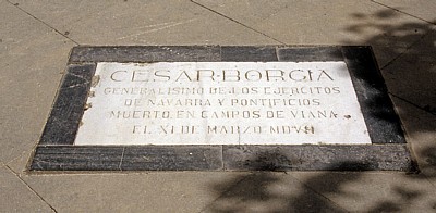 Grab von Cesare Borgia vor der Iglesia de Santa María - Viana