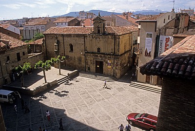 Blick vom Glockenturm der Kathedrale: Plaza del Santo - Santo Domingo de la Calzada
