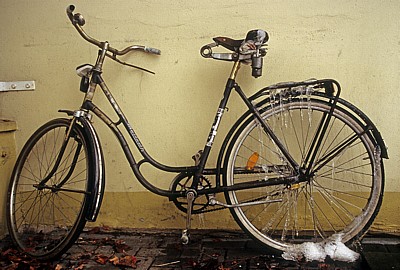 Vereistes altes Fahrrad - Osnabrück