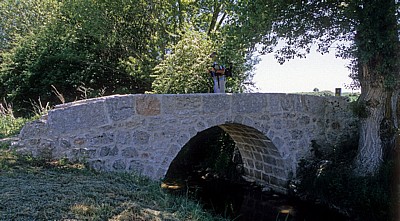 Jakobsweg (Camino Francés): Alte Brücke - Castilla y León