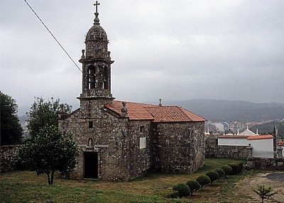 Jakobsweg (Camino a Fisterra): Iglesia Parroquial de San Xulián de Negreira - Negreira