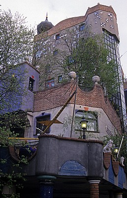 Kegelgasse / Löwengasse: Hundertwasserhaus (Hundertwasser-KrawinaHaus) - Wien