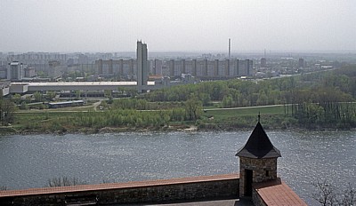 Blick vom Burgberg: Petržalka (Engerau) - Bratislava