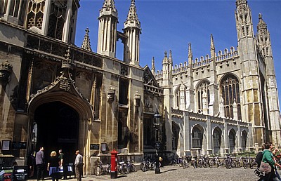 King's College: Gatehouse und King's College Chapel - Cambridge