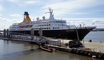 Pier Head: MS Saga Pearl II (Saga Cruises) - Liverpool