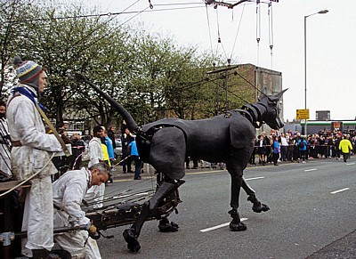 Islington: Sea Odyssey - Giant Spectacular (Royal de Luxe): Hund Xolo - Liverpool