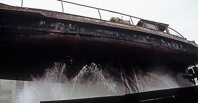 Lime Street: Sea Odyssey - Giant Spectacular (Royal de Luxe): Boot - Liverpool