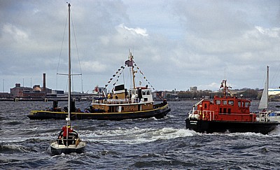 River Mersey: Sea Odyssey - Giant Spectacular (Royal de Luxe)  - Liverpool