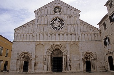 Stari Grad (Altstadt): Sveta Stosija ili Sveta Anastazija (Kathedrale St. Anastasia) - Zadar