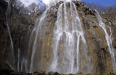 Sastavci (Zusammenfluß): Veliki slap (großer Wasserfall, Fluß Plitvica) - Nationalpark Plitvicer Seen