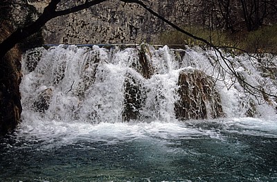 Donja jezera (Untere Seen): Wasserfälle zwischen Kaluderovac und Gavanovac  - Nationalpark Plitvicer Seen