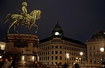 Reiterdenkmal Erzherzog Albrechts bei Nacht - Wien