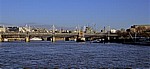 Themse, Hungerford Bridge - London