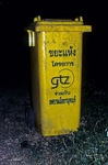 Mülltonne - ein Projekt der GTZ - Kanchanaburi