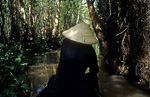 Rung Tram-Wald: typische Kopfbedeckung - Mekong-Delta