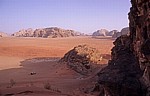 Blick von einer Sanddüne - Wadi Rum