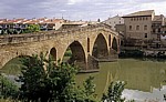 Puente la Reina über den Fluß Arga - Puente la Reina