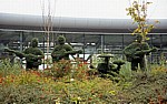 South Parkway Rail Station: The Beatles als in Form geschnittene Hecke - Liverpool