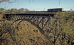 Victoria Falls Bridge (Brücke): Güterzug - Victoriafälle