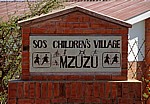 SOS Children's Village (Kinderdorf): Eingangsschild - Mzuzu