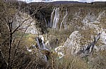Donja jezera (Untere Seen): Sastavci (Zusammenfluß) - V. l. Novakovica brod, Veliki slap (gr. Wasserfall), Fluß Korana - Nationalpark Plitvicer Seen